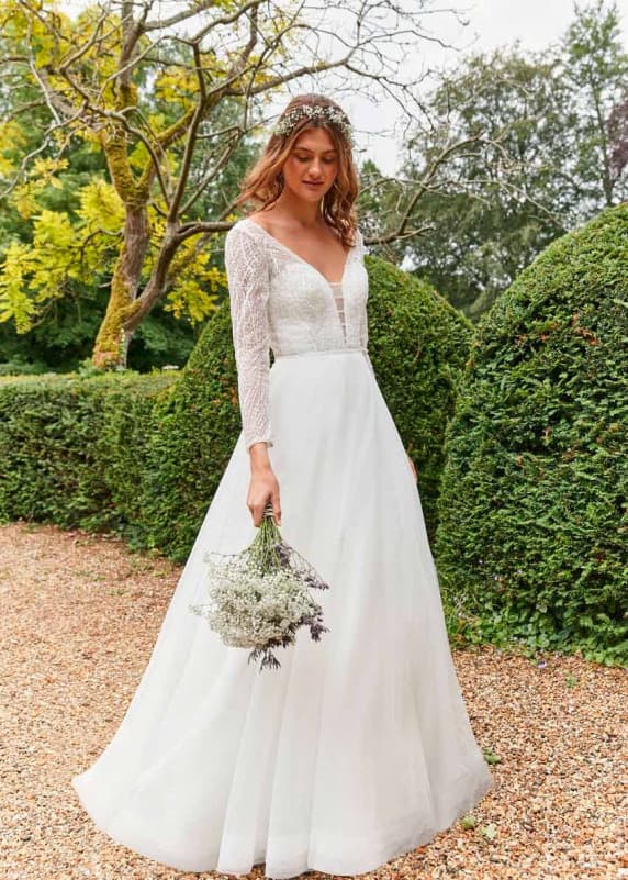 Junes Bridal Wear & Kilt Hire