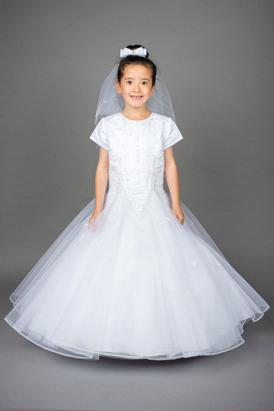 Junes Bridal Wear & Kilt Hire